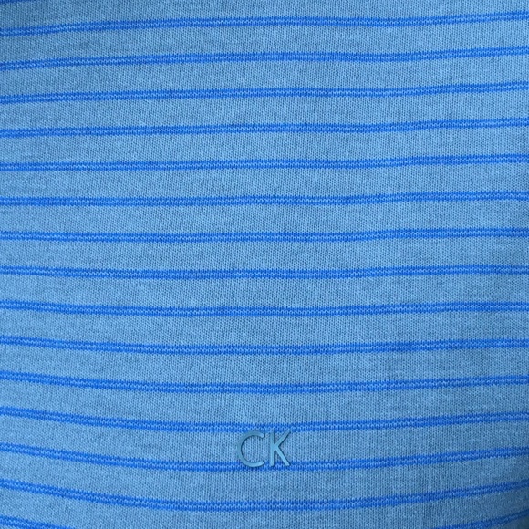 Calvin Klein Short Sleeve - Picture 3 of 4